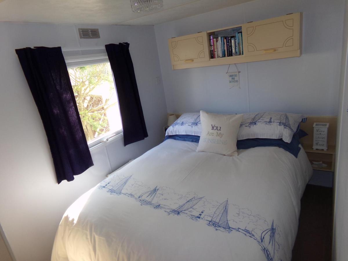 Bacton  Happydaze Caravan מראה חיצוני תמונה